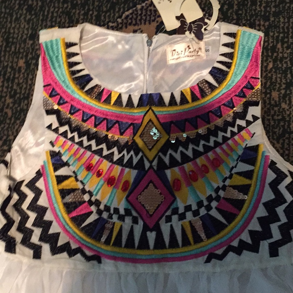 Gorgeous size S white embroidered maxi dress